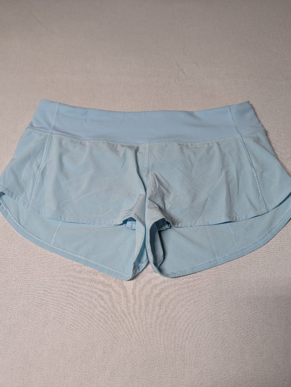 Lululemon Speed Up Low-Rise Lined 2.5" Shorts - Size 8